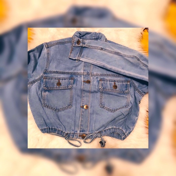 alwaysEm Jackets & Blazers - ⚫️SOLD OUT⚫️ Crop Denim Jacket